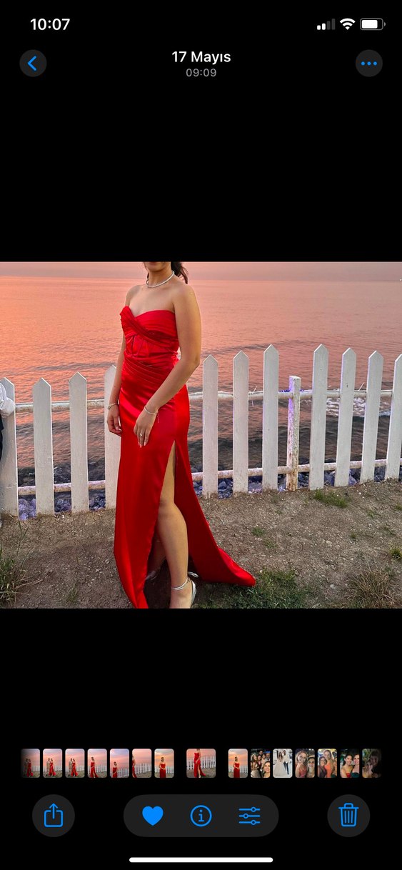 Parlak Kırmızı Straplez Uzun Abiye Elbise - Görsel 2