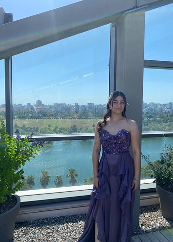 V Yaka İşlemeli Uzun Mor Abiye Elbise - Görsel 4