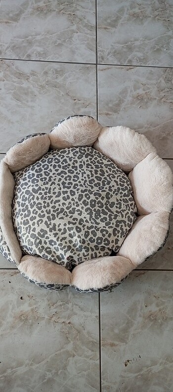  Kedi köpek yatagi