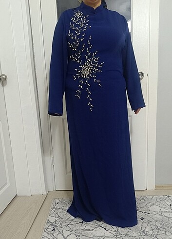 Şık gece elbisesi