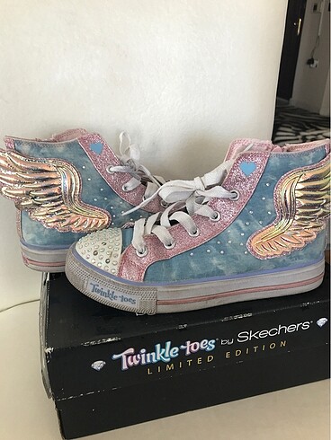 34 Beden Skechers Twinkle toes ışıklı 34 numara orjinal