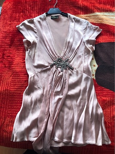 Bebe pembe saten taşlı bluz