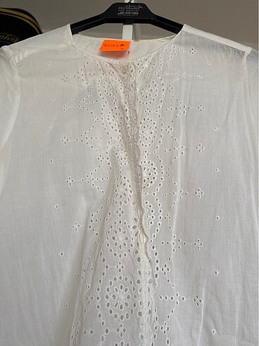 Önden küpürlü düğmeli plaj elbise - Görsel 2