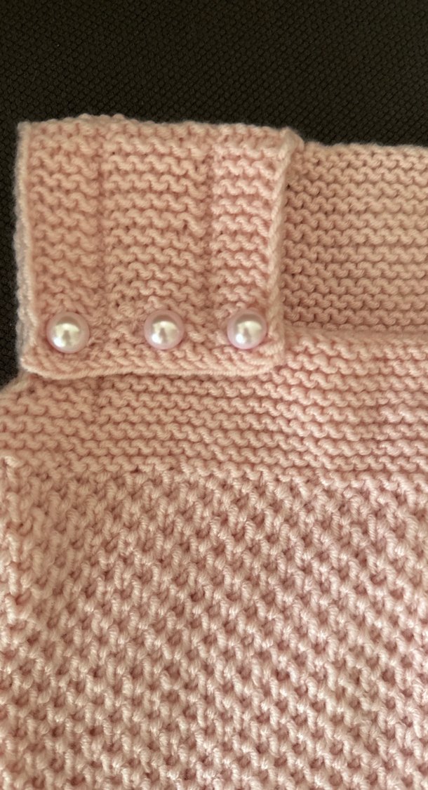 Pembe Örgü Bebek Önlüğü  Rahat ve Şık — görsel 3/5