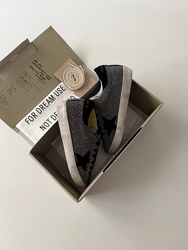 Golden Goose Deluxe golden goose