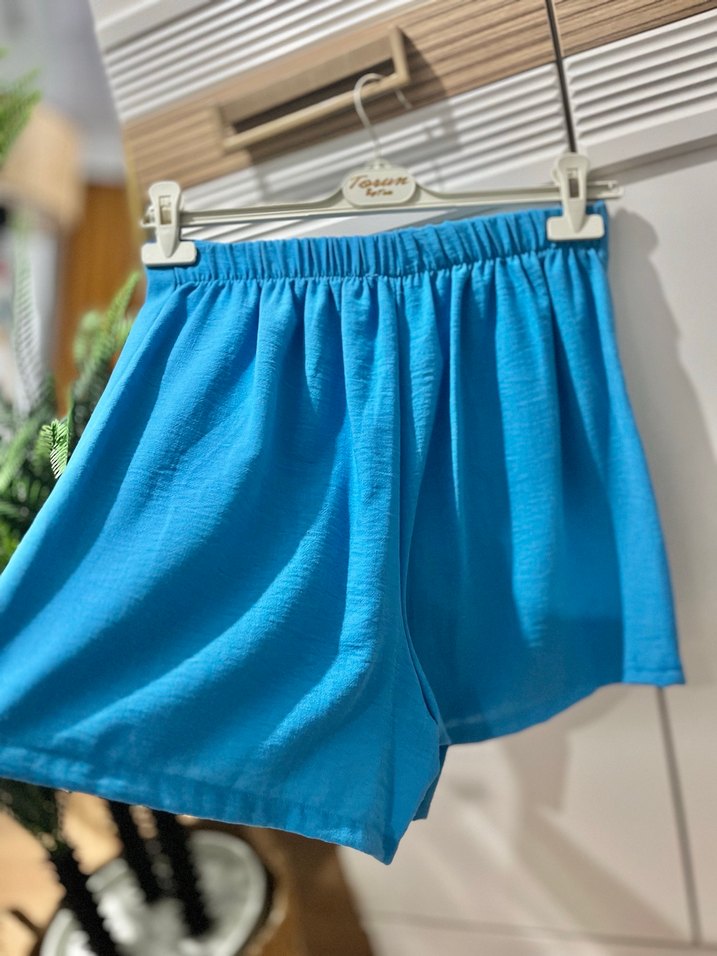 Düğmeli Mavi Keten Mini Şort - Görsel 3