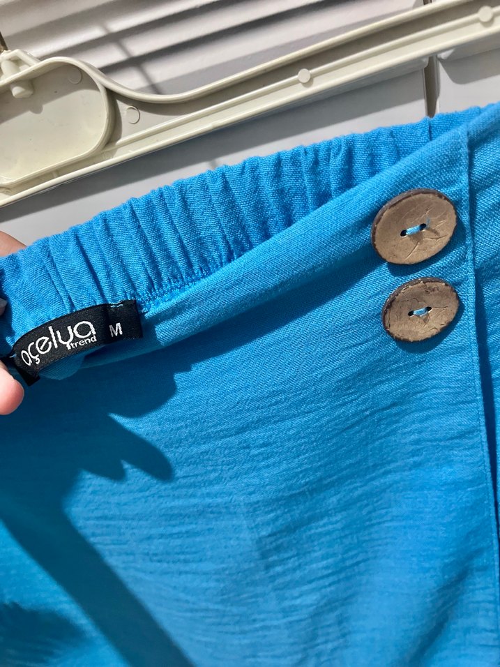 Düğmeli Mavi Keten Mini Şort - Görsel 4