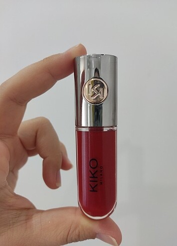 Kiko unlimited double touch gloss