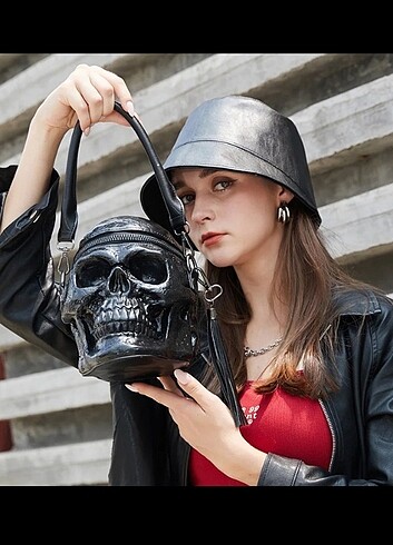 Gothic çantaa