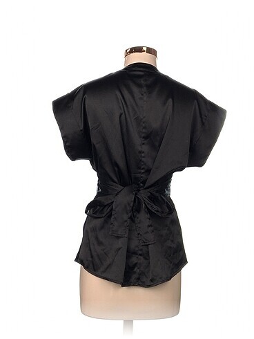 universal Beden Zara Bluz %70 İndirimli.