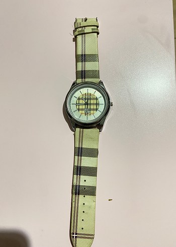  Beden Orijinal burberry saat