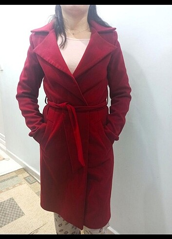 Diğer 36 beden,astarlı,kemerli bordo kaban