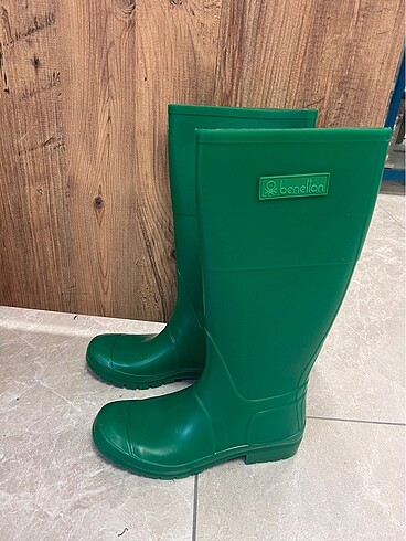 Benetton sıfır yağmur çizmesi