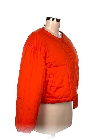 Pull and Bear Pull and Bear Mont %70 İndirimli.