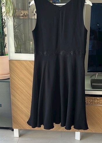 Tüzün Dantel Detaylı Siyah Midi Elbise - Görsel 5