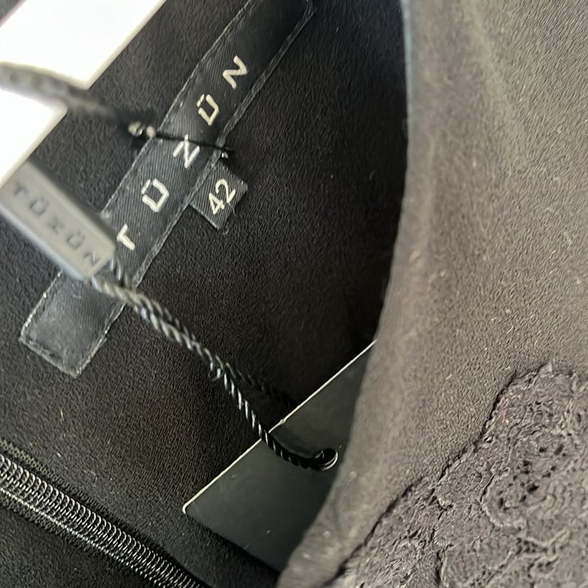 Tüzün Dantel Detaylı Siyah Midi Elbise - Görsel 4