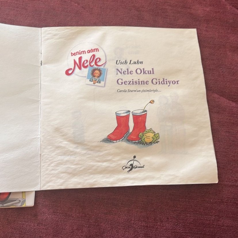 Nele Okul Gezisine Gidiyor ve Uzay, Uzayda Kitapları - Görsel 3