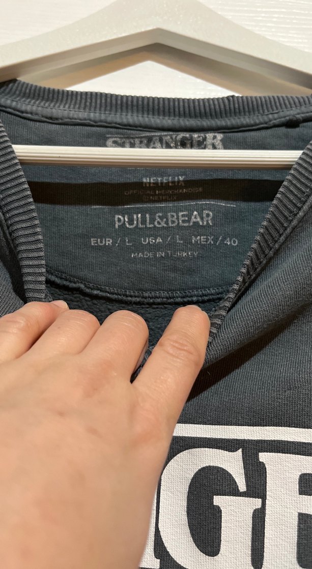 Gri Stranger Things Baskılı Kadın Sweatshirt - Görsel 4