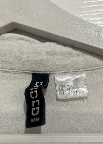 Beyaz Keten Düğmeli Kısa Kollu Gömlek - Görsel 3