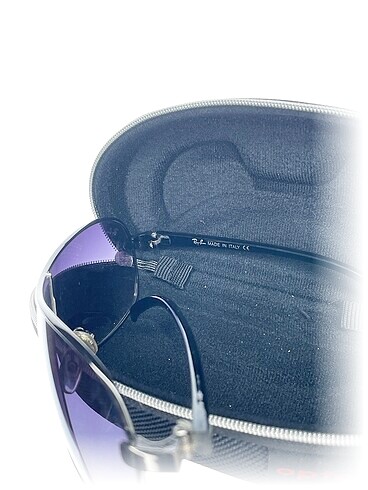 Beden Ray Ban Gözlük %70 İndirimli.