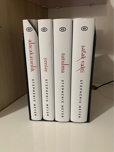Alacakaranlık kitap seti (ciltli)