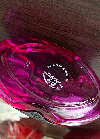 Beden FABİOLA..BEAUTY PARFUM..ARAP PARFÜMÜ