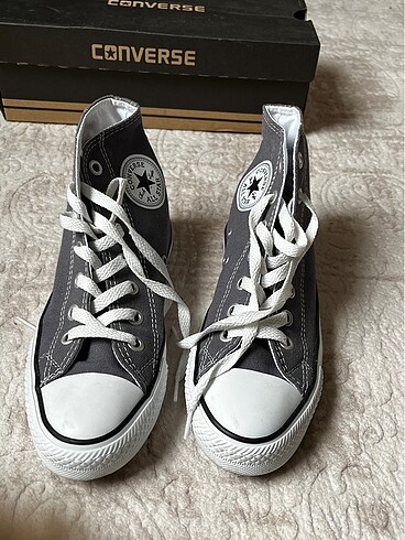 37 Beden gri converse