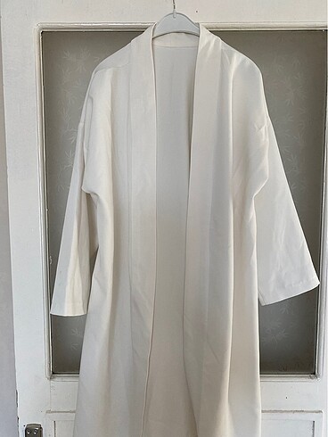 Beyaz kimono