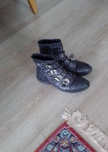 Tokalı Topuklu  siyah Deri Bot - Görsel 4