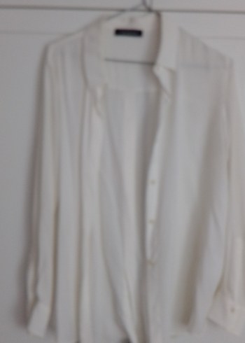 Sırt düğmeli klasik ipek gömlek,beyaz renkte - Görsel 2