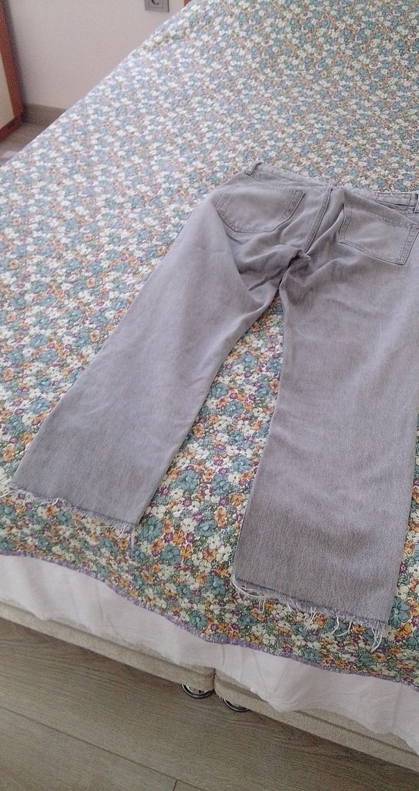 Gri Bol Kesim Kadın Denim Pantolon - Görsel 4