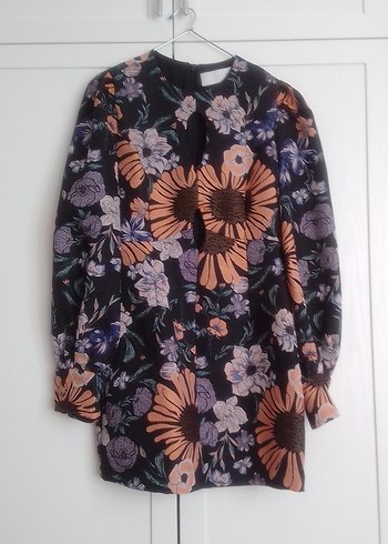 Çiçek Desenli Uzun Kollu Elbise - Görsel 3