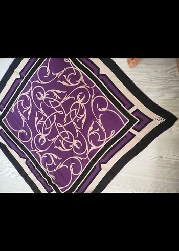 Levi d'or Mor Dantel Detaylı Kadın %100 twill İpek eşarp - Görsel 3