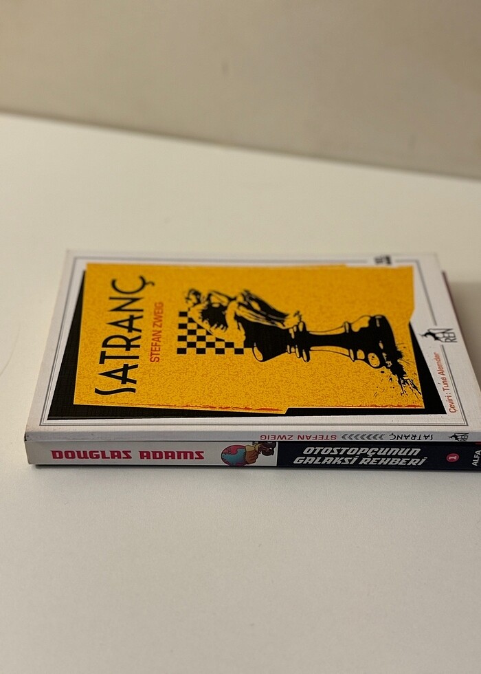 Otostopçunun Galaksi Rehberi - Görsel 2