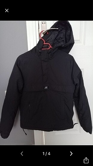 Pull and Bear kanguru mont