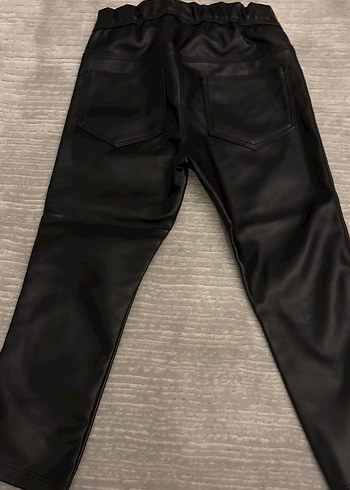 Kız Çocuk Siyah Deri Kemerli Tayt - Görsel 4