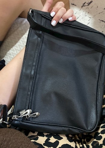 Siyah Deri Fermuarlı Biker Kadın Çanta - Görsel 2