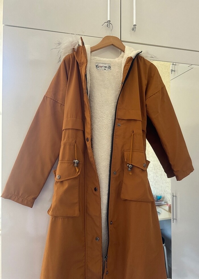 Kışlık İçi Yün Kaliteli Kapşonlu  Mont - Görsel 2