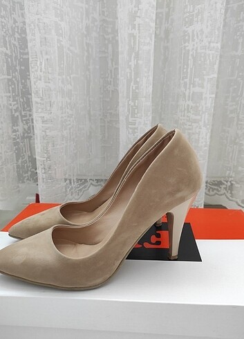 35 Beden ten rengi Renk Süet stiletto 