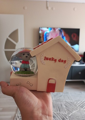 köpek Figürlü Kar Küresi