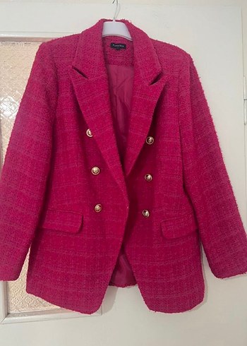 Parlak Pembe Düğmeli Kadın Blazer
