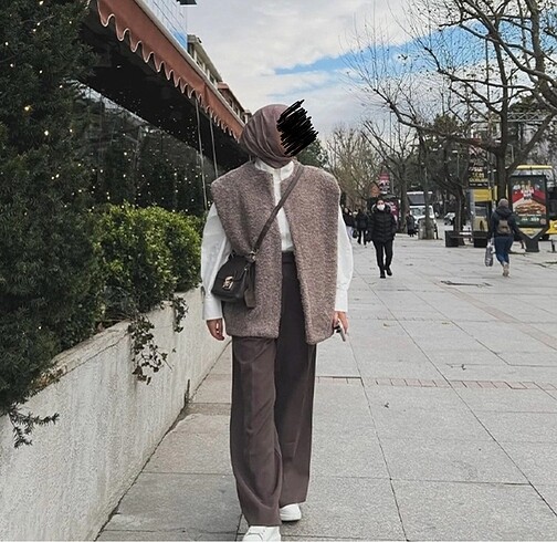 Diğer Manuka Lola Peluş Yelek Mürdüm