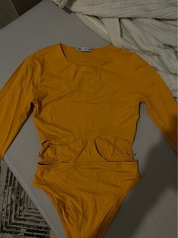 Zara body