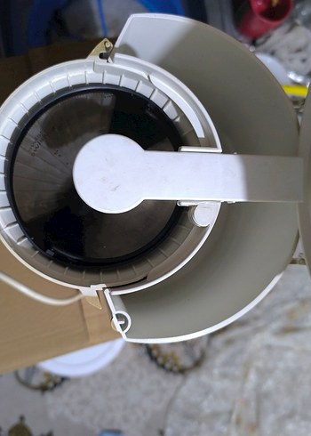 Arçelik Beyaz Pastel Renkli Kahve Makinesi - Görsel 3