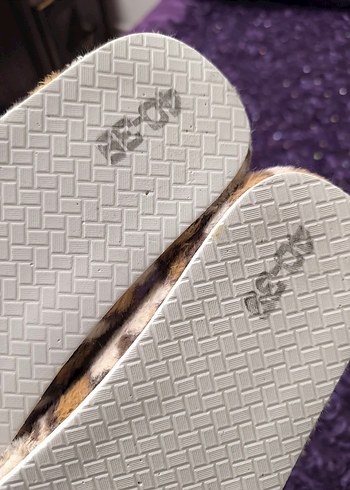 Kadın Leopar Desenli Kürklü Terlik - Görsel 2