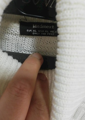 Beyaz Boğazlı Triko Kazak - Görsel 2