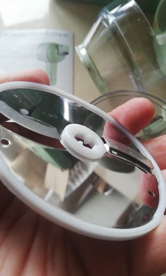 Yeşil Çok Fonksiyonlu Elektrikli Sebze Doğrayıcı - Görsel 3