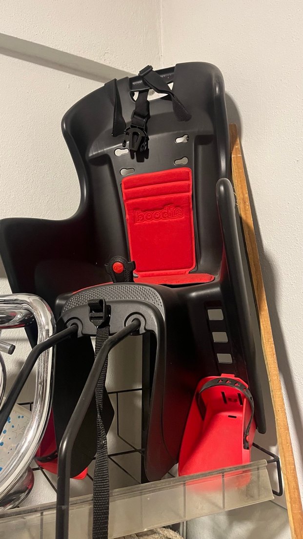 Kırmızı Çocuk Bisiklet Koltuğu - Görsel 2