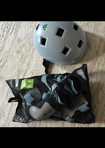 Kask ve dizlik dirseklik eldiven takımı - Görsel 2