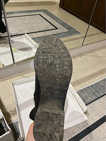 Siyah bot - Görsel 7